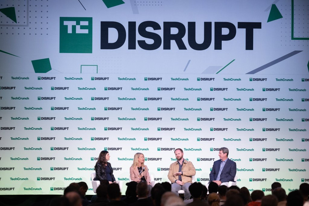Character.AI在卡拉尼普·阿南德带领下成为Disrupt 2025焦点