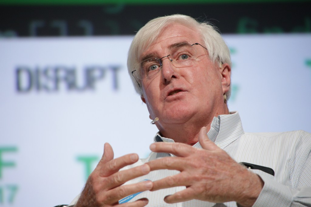 风投传奇罗恩·康威(Ron Conway)因贝尼奥夫(Benioff)国民警卫队言论辞去Salesforce基金会职务