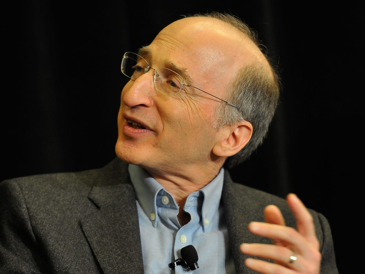 诺贝尔奖获得者谈将人工智能作为工具而非拐杖使用 - Business Insider